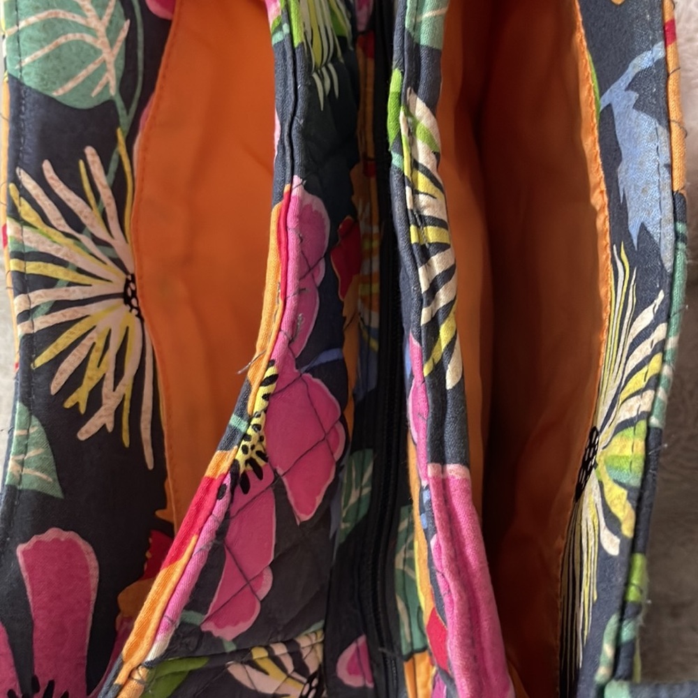 ๐ PRICE DROP ๐Vera Bradley Floral Women's Bag - Picture 7 of 16